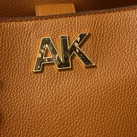 Anne Klein New Ak Hw Bucket Hobo in Black Lyst - Picture 4 of 16